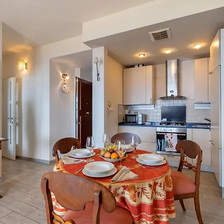 Casa Rattana Apartment With Panoramic Terrace & Sea View - Happy Rentals Apartmán