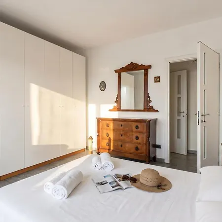 Casa Rattana Apartment With Panoramic Terrace & Sea View - Happy Rentals Apartmán *